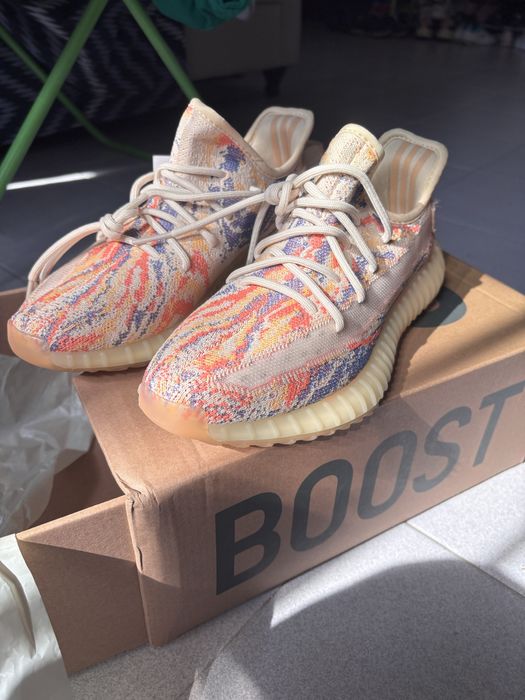yezzy 350 v2