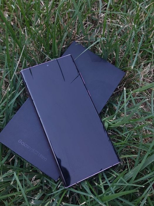 Продам Samsung s22 ultra