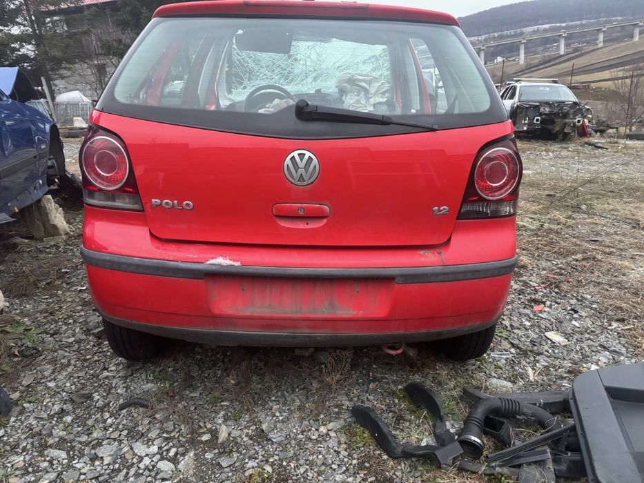 Bara spate vw polo rosu  dezmembrari vw polo
