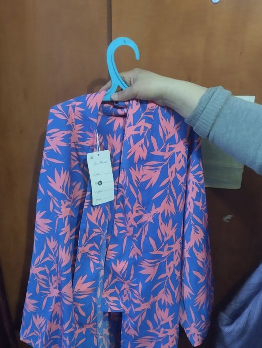 Платья разные новые