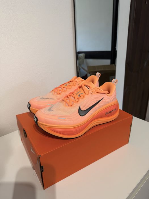 Nike Vomero Plus Orange
