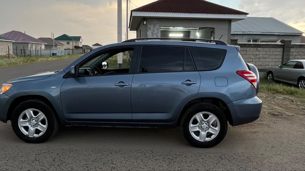 Продам Toyoto RAV4
