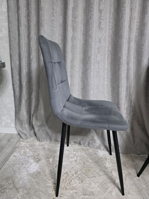 Продам набор стульев