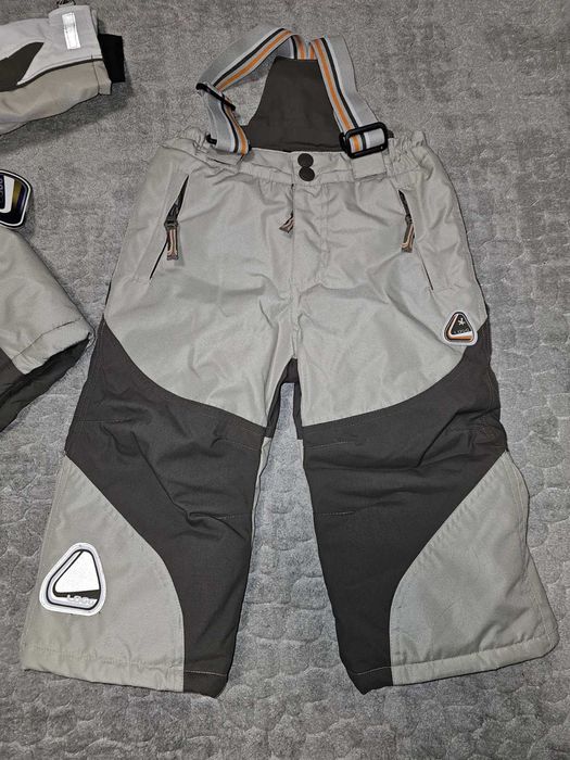 Нов детски зимен комплект яке и панталон H&M 1,5-2г. 92 см