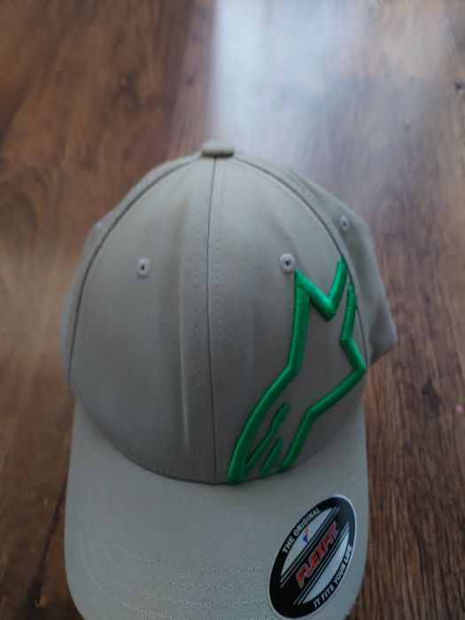 alpinestars hat - мъжка шапка 100% оригинал отлично състояние  размер L/XL