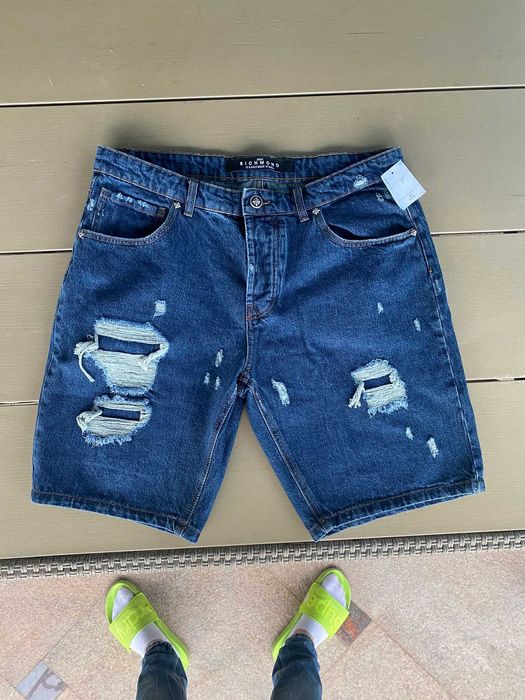 NOU 50% REDUS Blugi scurti John Richmond