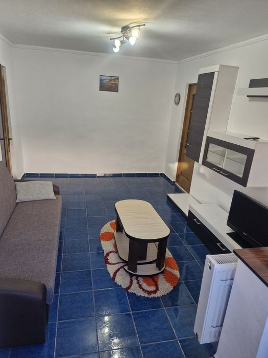Apartament de închiriat 2 camere zona plantelor!!