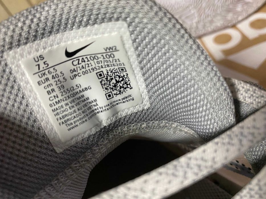 ''NIKE Kyrie Flytrap V''оригинални маратонки 40.5 номер