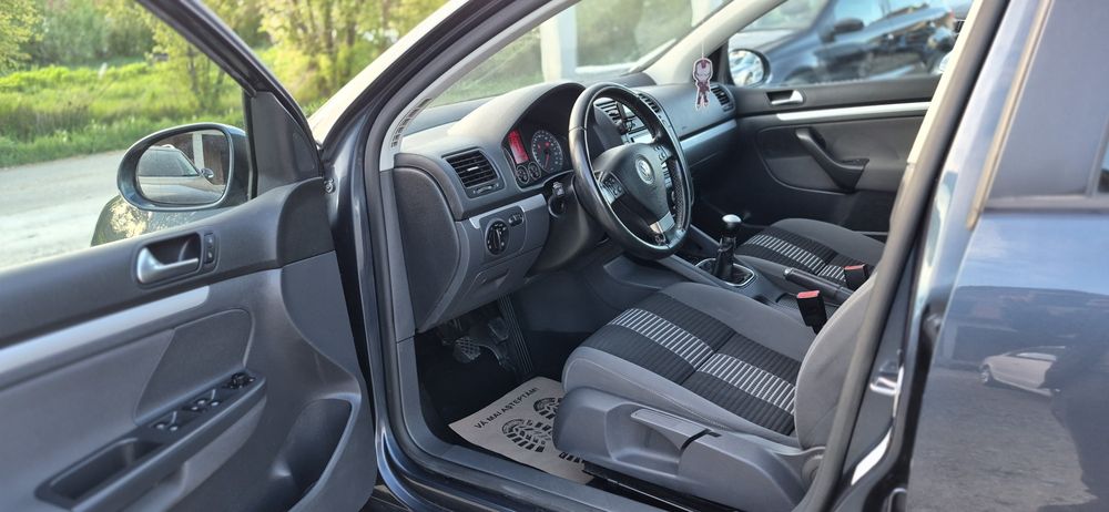 Golf 5 1.9 tdi 105 cp 2009