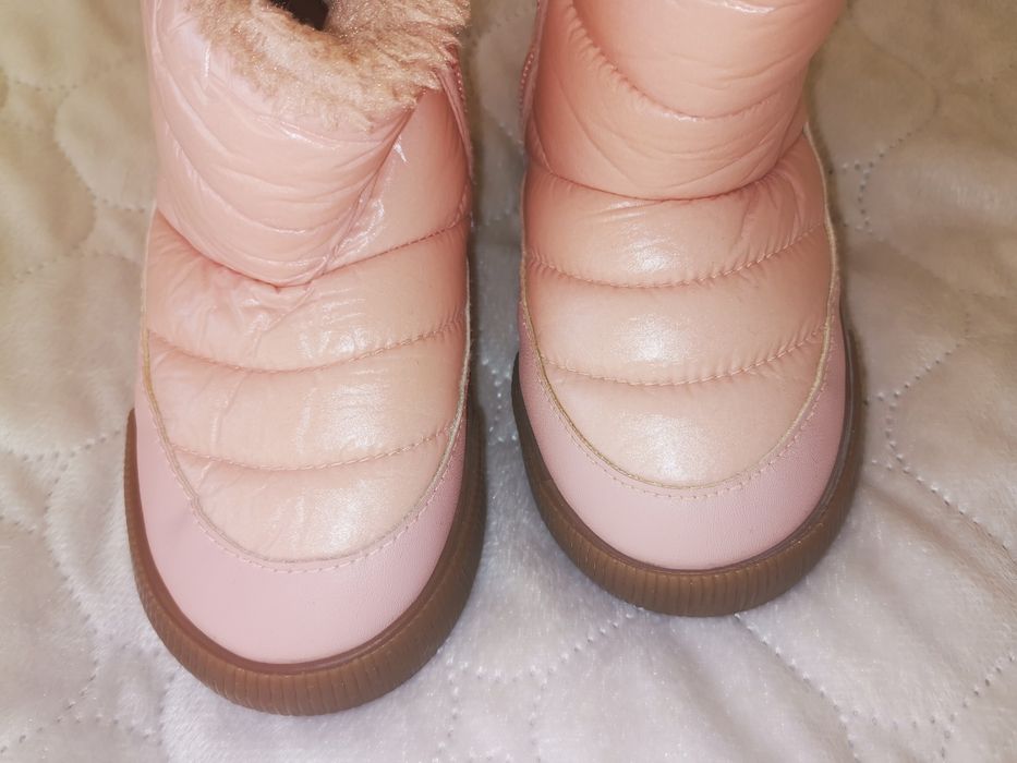 Боти 24 номер за момиче