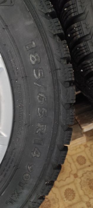 Продам зимнюю резину
