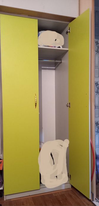 Продам детский гарнитур цв. салатный