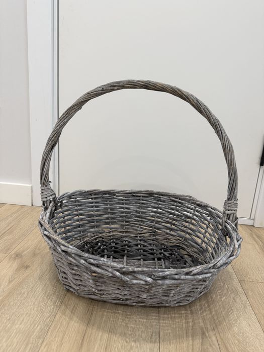 Продам корзину большую 40*38