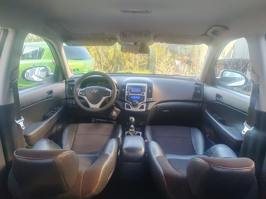 *Hyundai i30 facelift*2011*1.4benzina*109cai*euro5*germania adus*