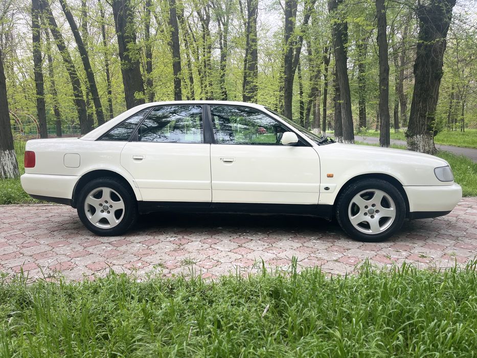 Продам Ауди А6 с4