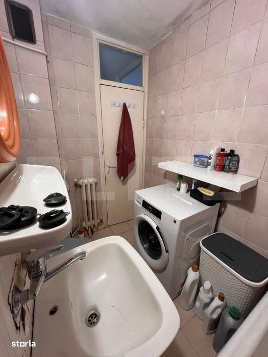 Apartament 3 camere, 66 mp, garaj, 2 balcoane, zona Garii,Dambul Rotun