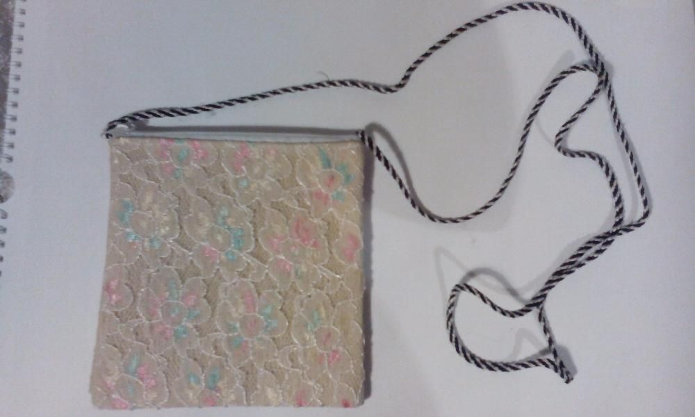 Продавам дамски чанти