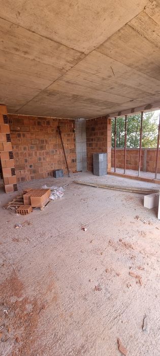 Продава се Тристаен апартамент в Благоевград, Еленово 1 - 117 кв.м за 1120 €/кв.м - Снимка #1