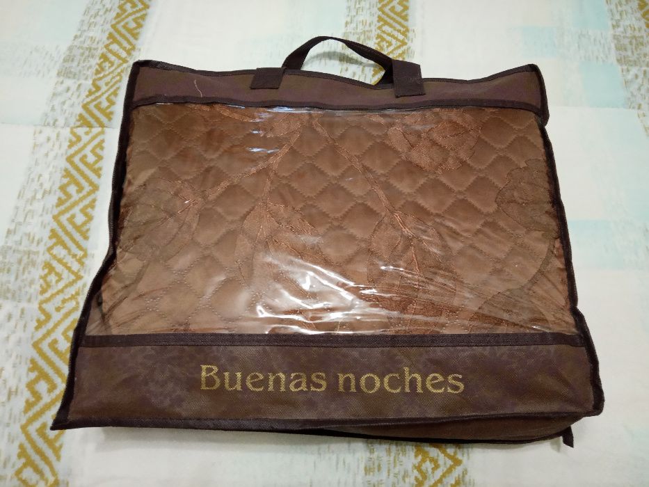 Покрывало новое.