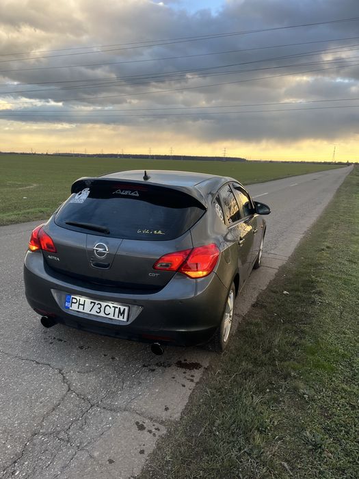 Vand opel astra j