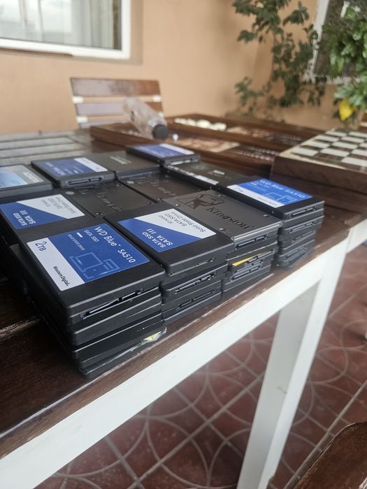 Vand  lot ssd noi