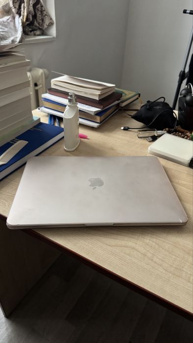 Macbook pro 13 m2 2022