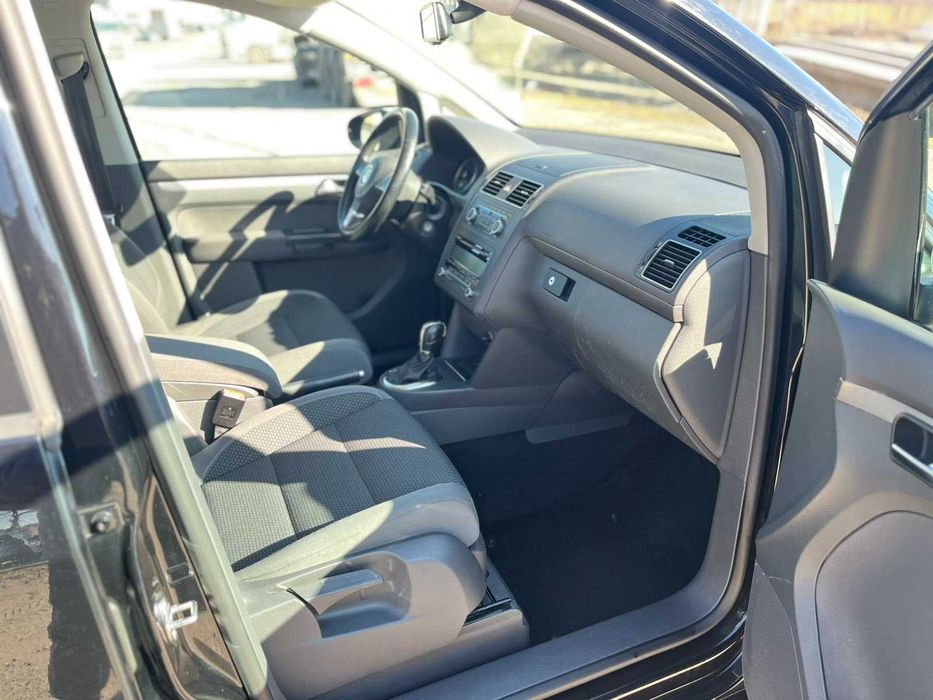 VW Touran 1.6 tdi DSG