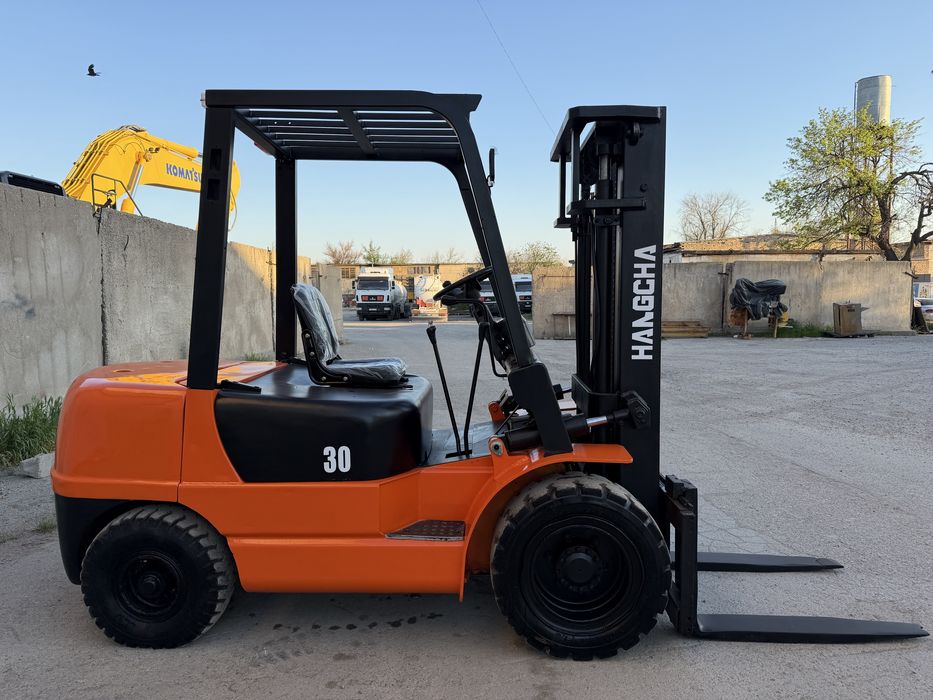 Вилочныц погрузчик кара автокара