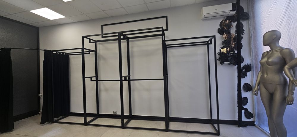 Продава се оборудване за магазин