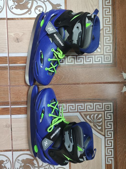 Коньки спортивные