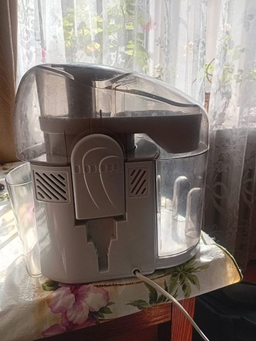Продам соковыжималку