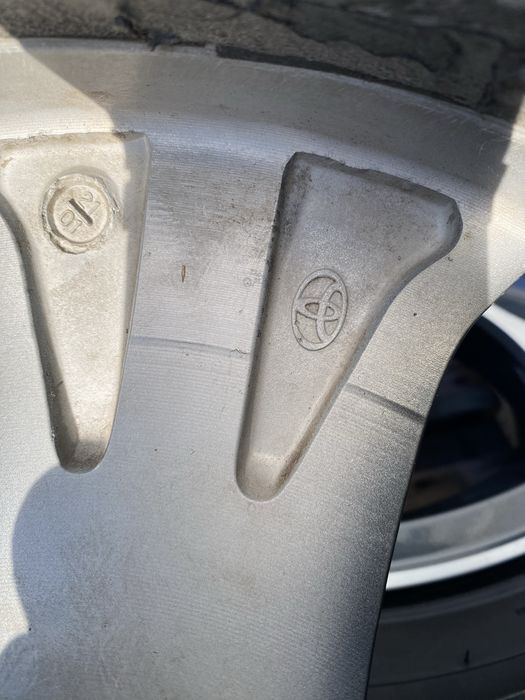 Диски на Toyota ( оригинал )