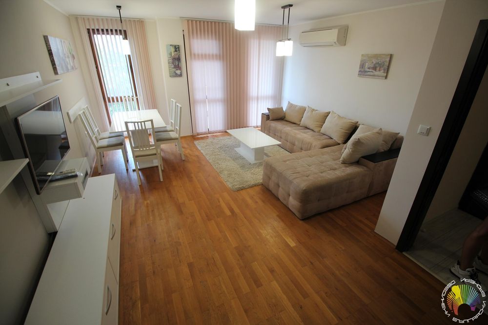 Дава се под наем Двустаен апартамент в Бургас, Славейков - 76 кв.м за 408 € - Снимка #2