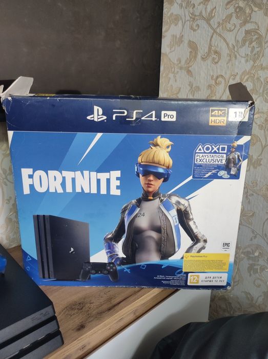 Продам SONI PS4 PRO 150000