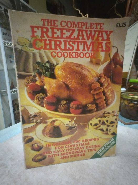 Готварска книга  на английски език с рецепти