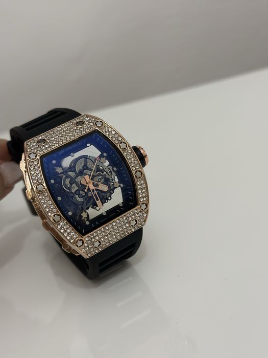 Ceas cu pietre Richard Mille