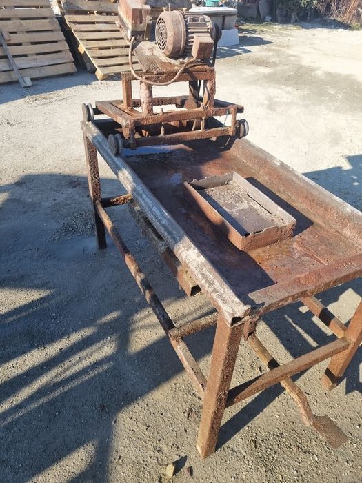Presa tigla beton / utilaj presa tigla / vand afacere / tigla beton