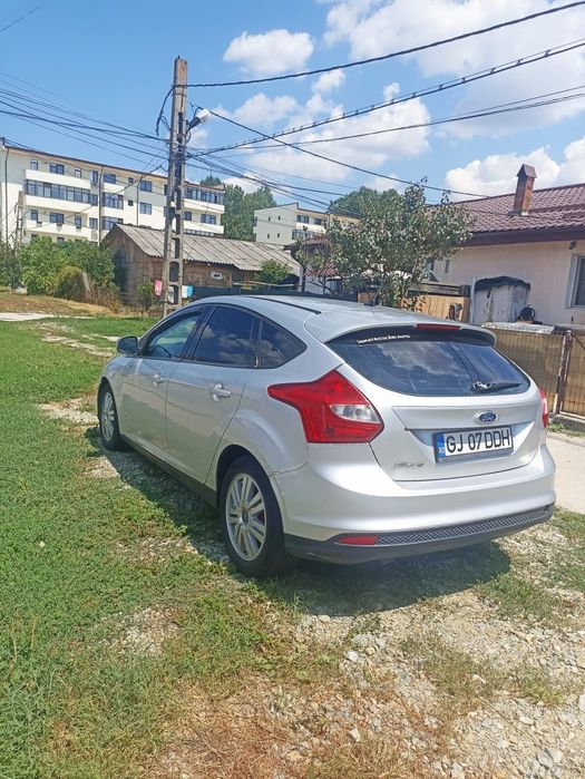 FORD Focus 2013 — imagine 3