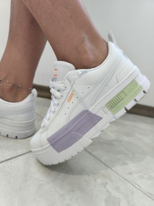 Маратонки Nike...