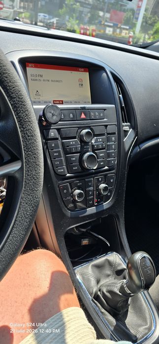 Vând Opel Astra J, Hatchback, an 2015, 1,6 benzină, aspirat, 115 CP, 120000 km reali.
