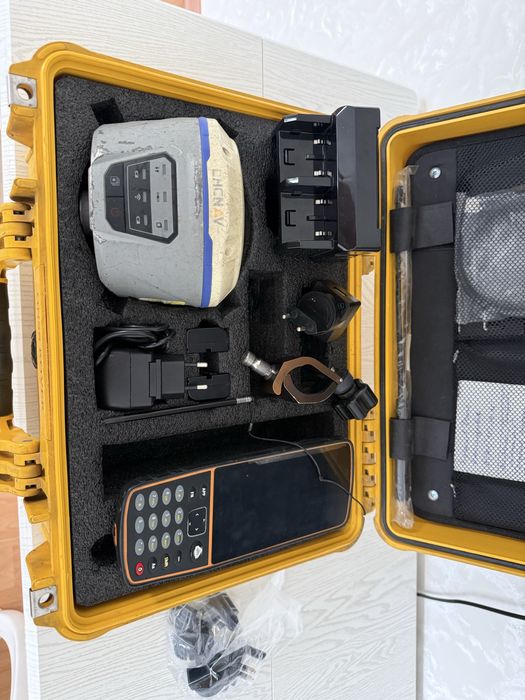 Продам комплект GNSS RTK CHCNAV i50 + контроллер HCE320