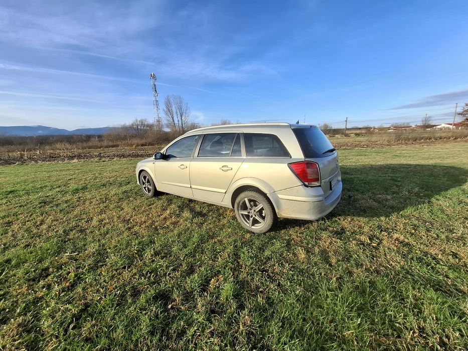 Opel astra h (nu audi ,golf)