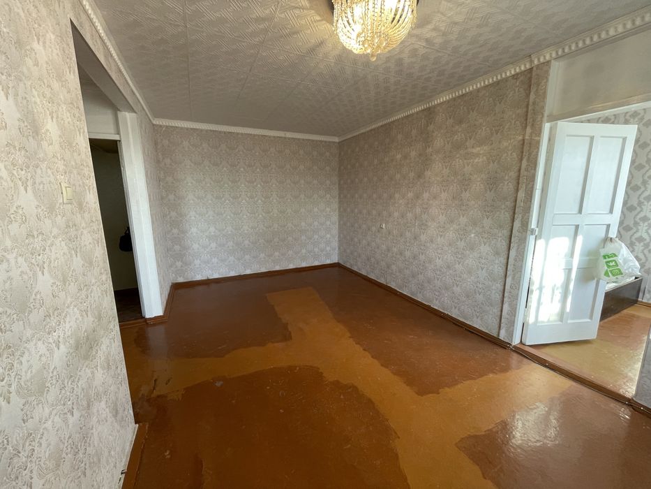 Продаеться 2 - квартира район Электрон