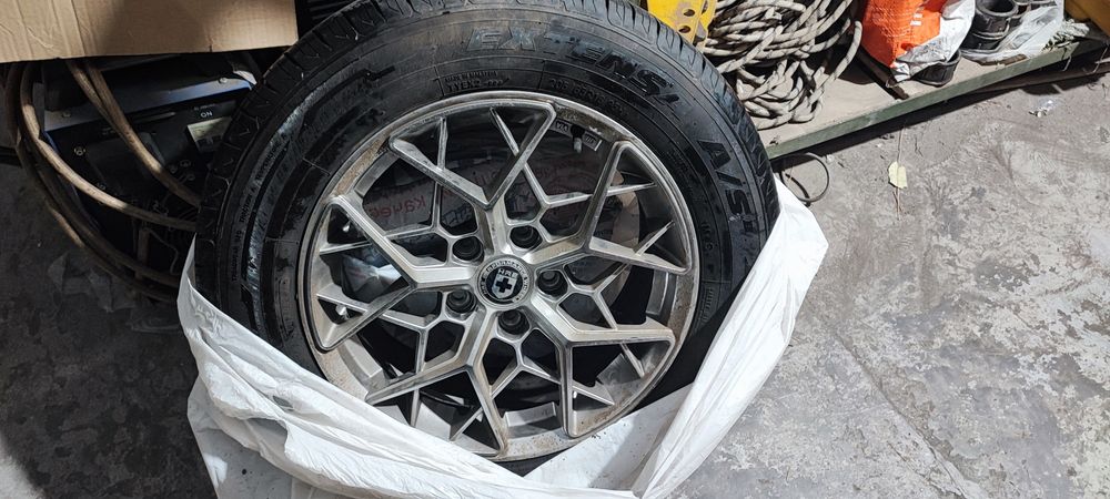 Продам шины с дисками