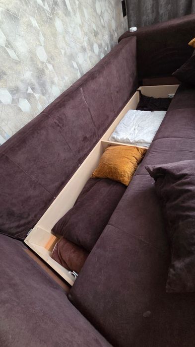 Продам диван для дома/дачи