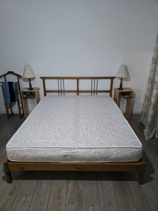 Кровать двуспальняя