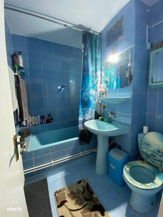 Apartament decomandat 2 camere, 48 mp + balcon, etaj 6/8, zona Traian