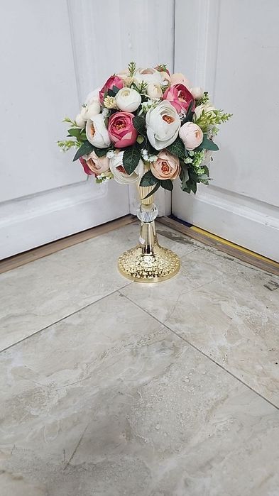 Dasturxonlar uchun ajoyib gullar