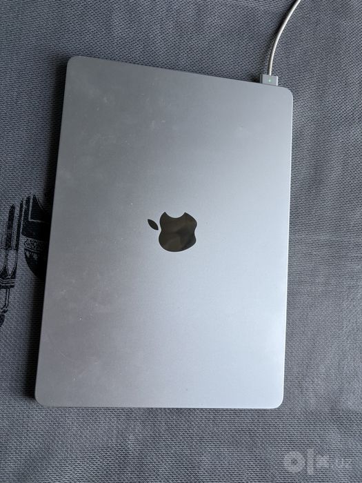 Macbook air m3 13