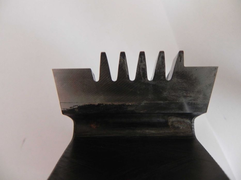 Freze freza cu zimti dinti colti pentru imbinari lemn diferite marimi